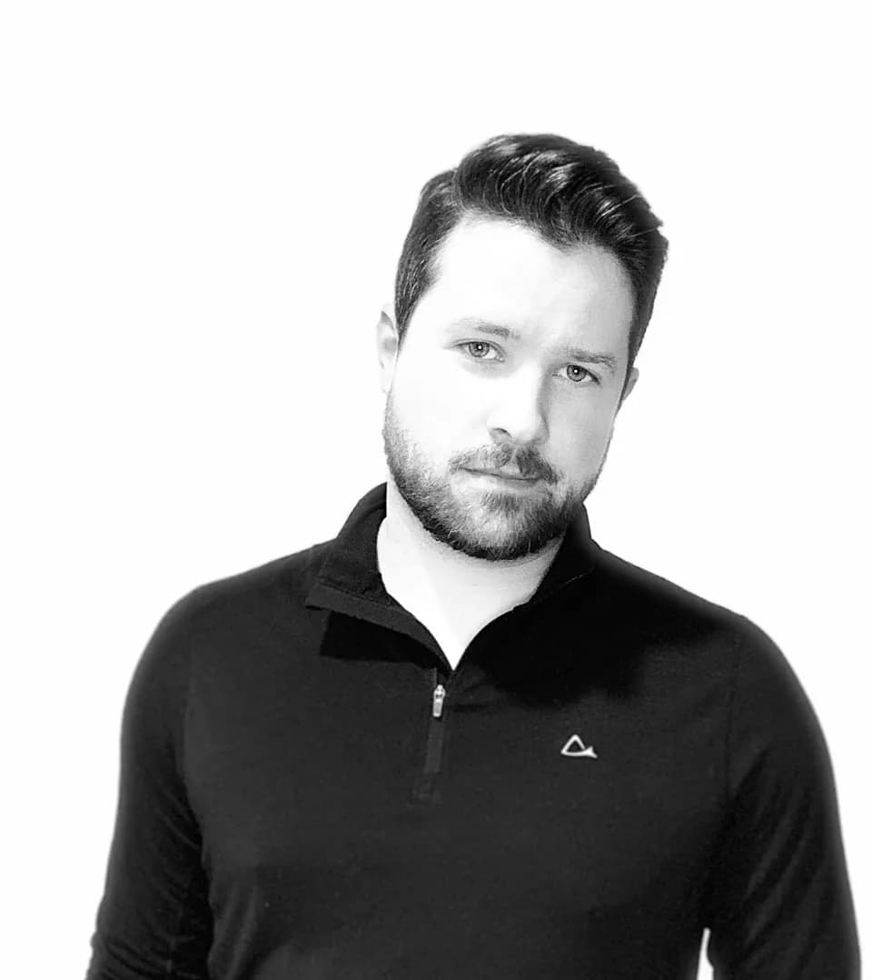 Black and white portrait of Mark Murphy